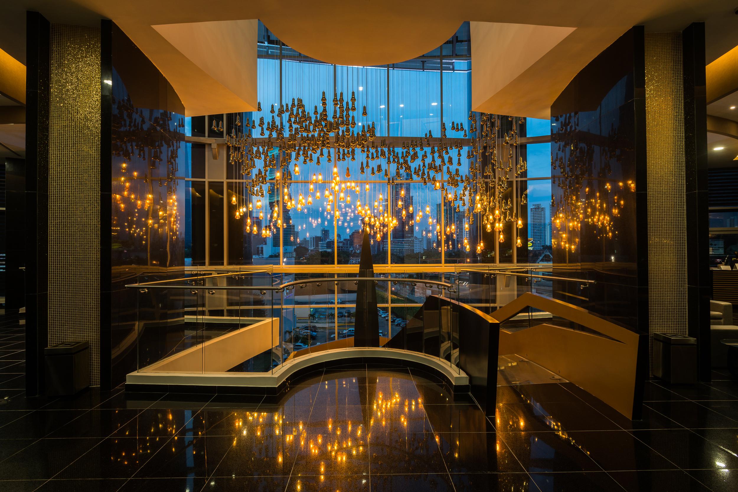 Hotel Las Americas Golden Tower Panama Luaran gambar The interior of the hotel