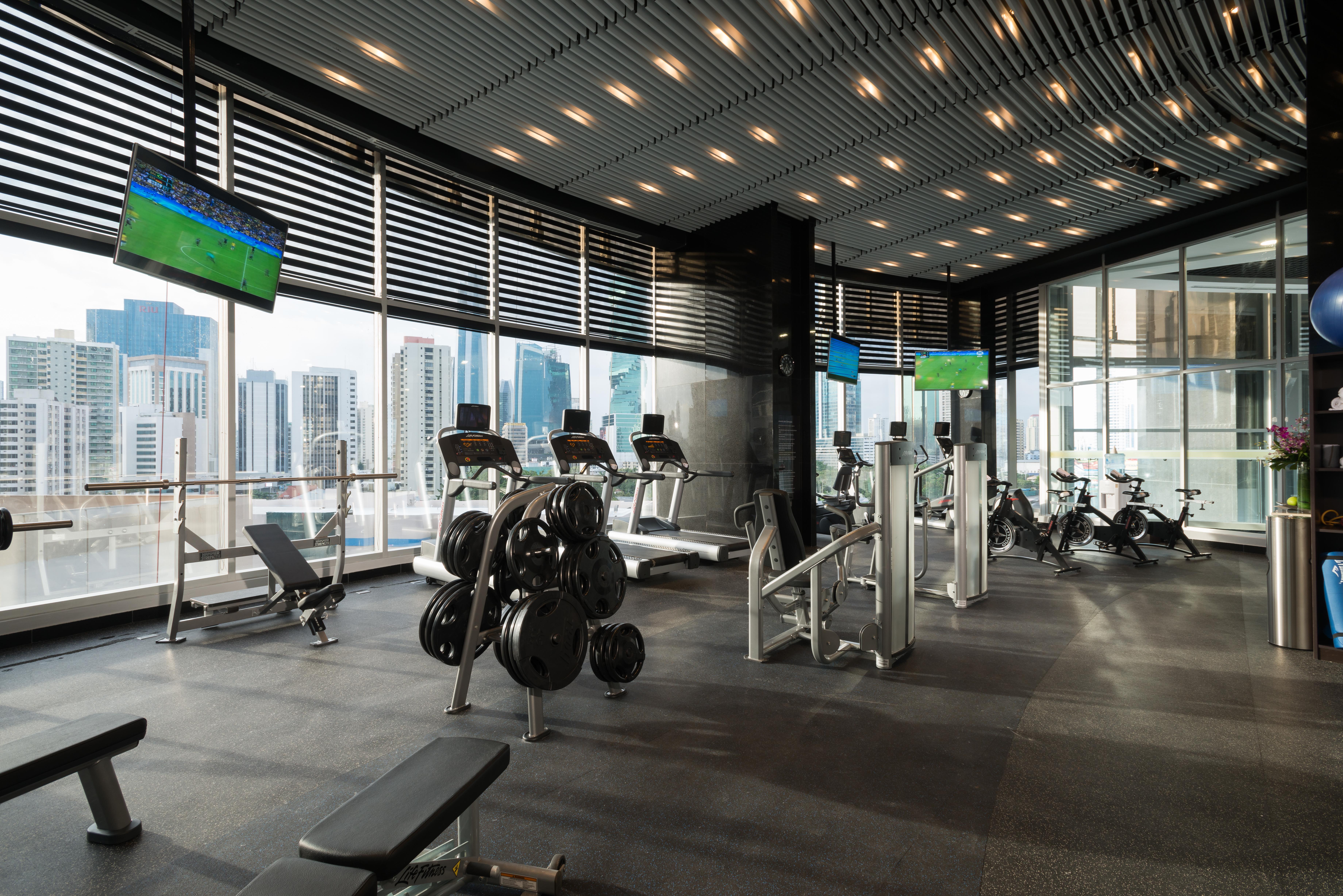 Hotel Las Americas Golden Tower Panama Luaran gambar The gym at the 101 Tower