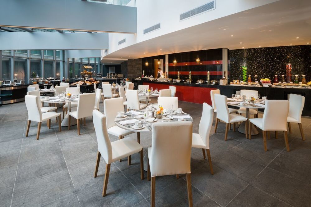 Hotel Las Americas Golden Tower Panama Luaran gambar The restaurant