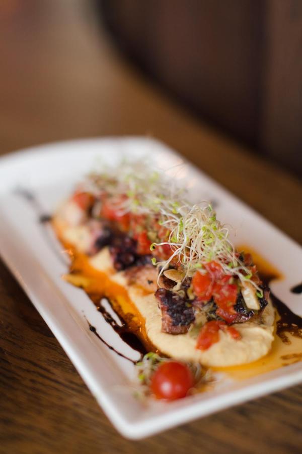 Hotel Las Americas Golden Tower Panama Luaran gambar A tapas dish